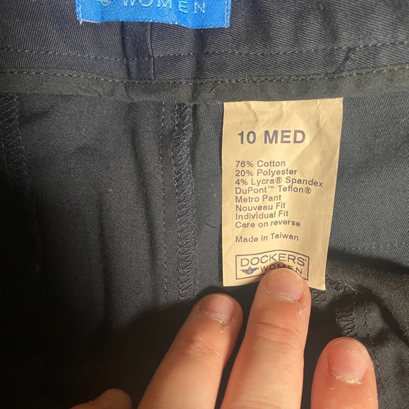 Dockers Pants - Picture 4 of 4